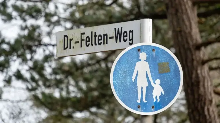 Ehrenbürgerwürde von Dr. Felten in St.Peter-Ording aberkannt