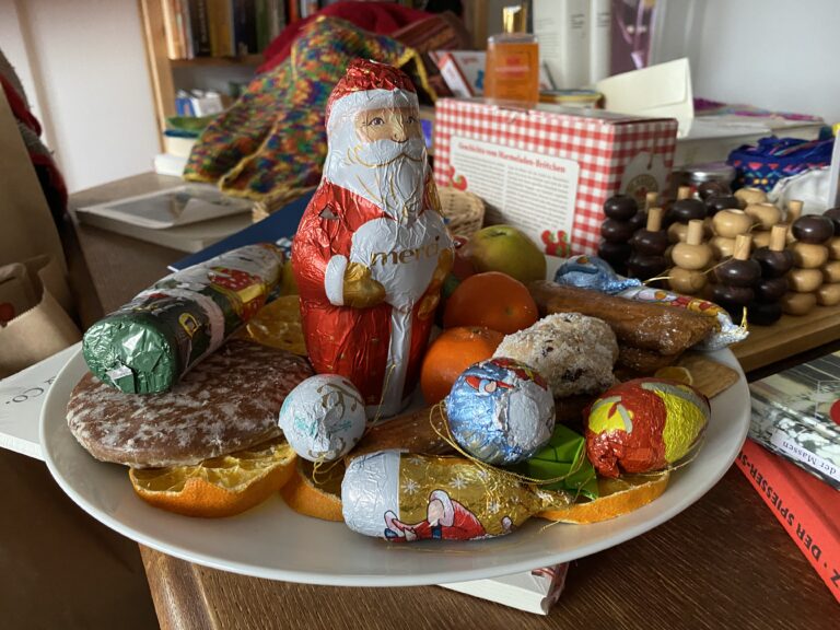 Weihnachtsgrüße 2025 und Grüße zum Jahreswechsel